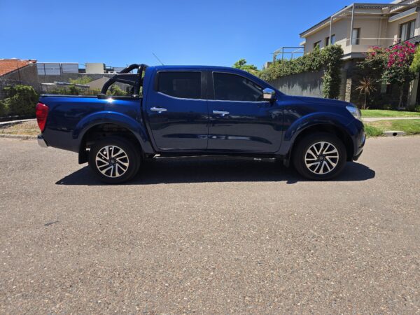 Nissan Frontier 2.3 C/D 4x4 XE - Imagen 4