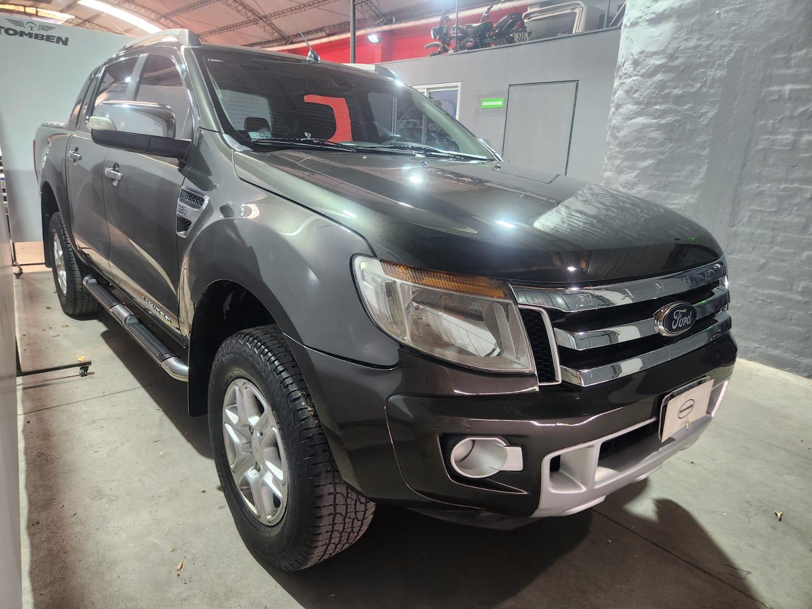 Ford Ranger (L12) 3.2 TDI C/D 4x4 Limited 6AT (Usado) - Imagen 3