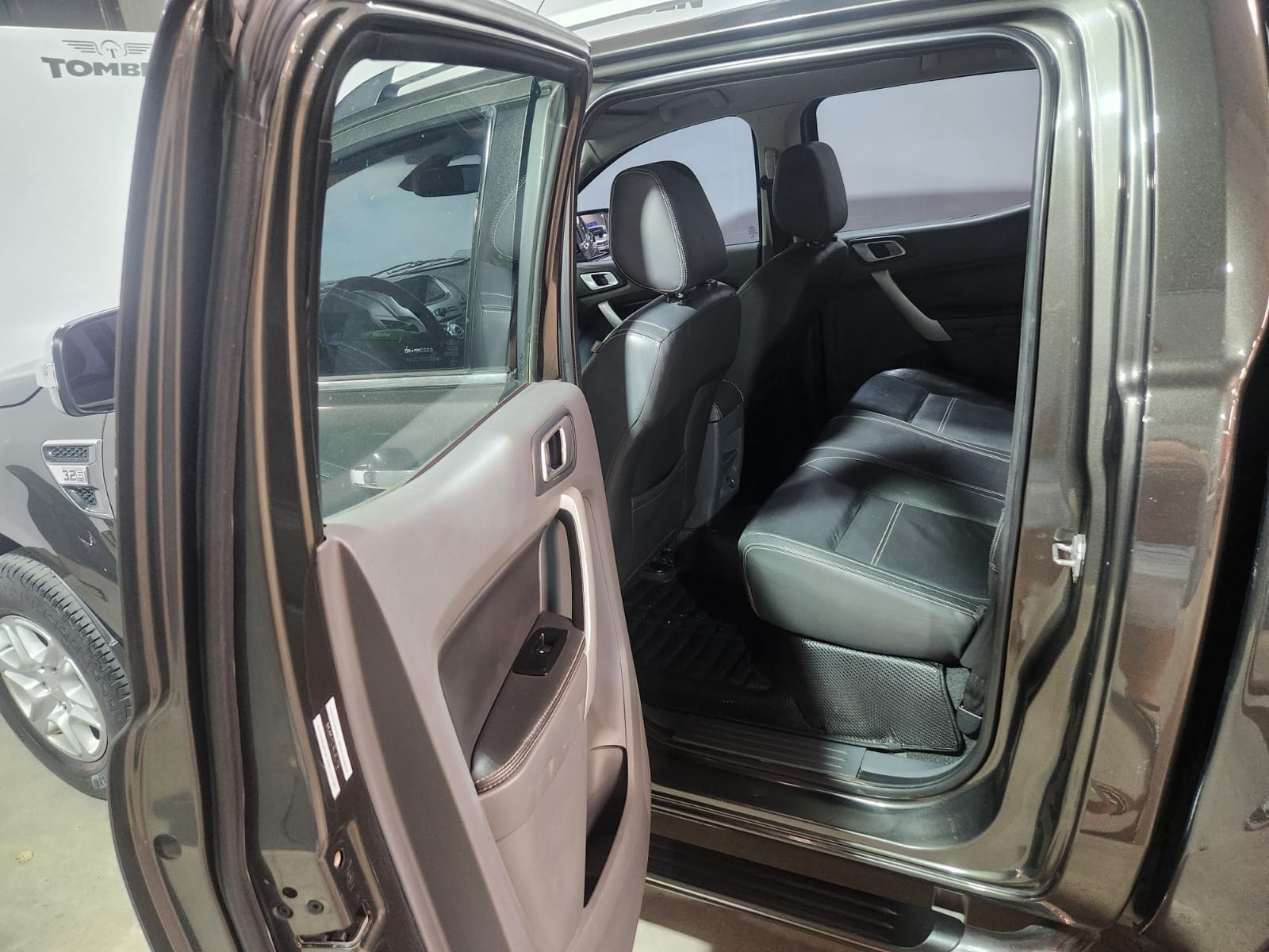 Ford Ranger (L12) 3.2 TDI C/D 4x4 Limited 6AT (Usado) - Imagen 11