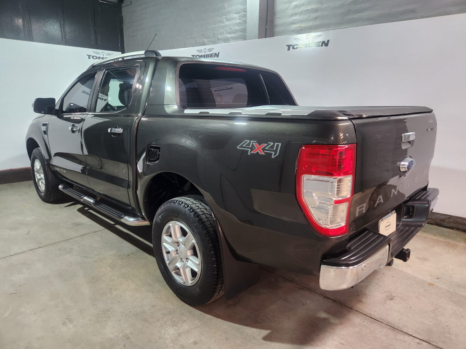 Ford Ranger (L12) 3.2 TDI C/D 4x4 Limited 6AT (Usado) - Imagen 13